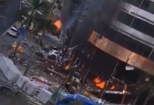 Мощный взрыв в китайском Чжухае попал на видео