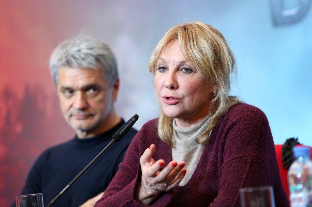 Елена Яковлева обратилась к хейтерам своего сына