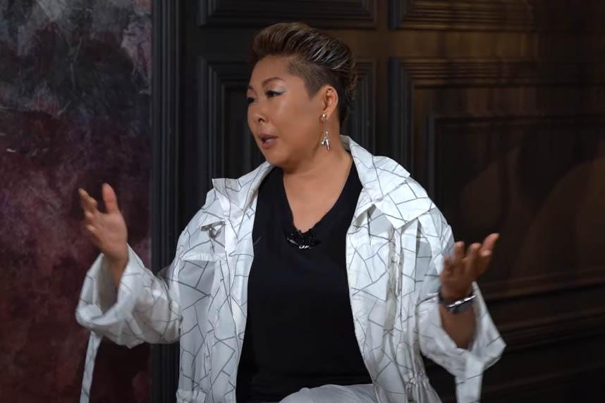 Анита Цой не поддержала идею бойкота новогодних шоу