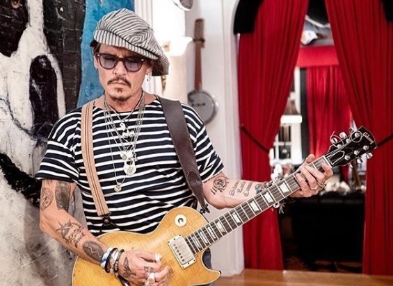 СМИ: Джонни Депп пытался отстранить Эмбер Херд от съемок «Аквамена»