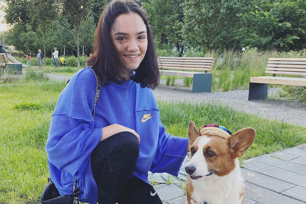 Ягудин и Медведева исполнят роли в сериале про фигурное катание