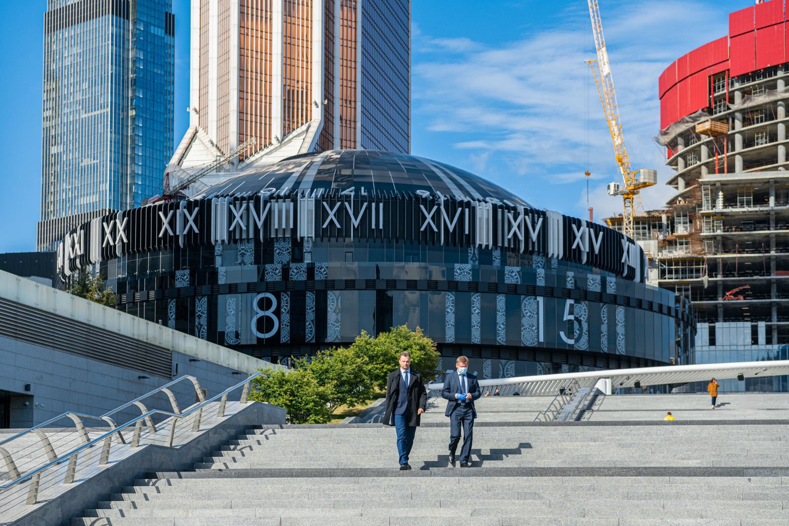 Неизвестный попытался поджечь ТЦ «Афимолл» в центре Москвы
