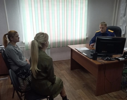 45-летняя директор задержана в рамках расследования уголовного дела 
