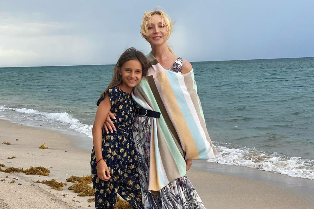 Дочка Кристины Орбакайте поздравила Гарри и Лизу Галкиных с днем рождения