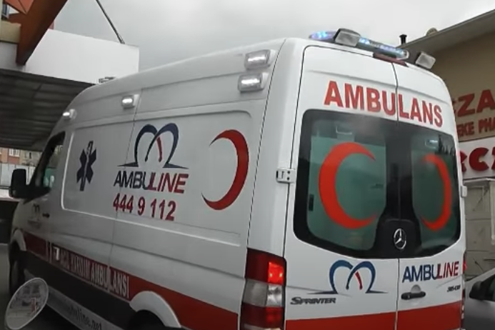 Автобус с россиянами попал в аварию в Анталье