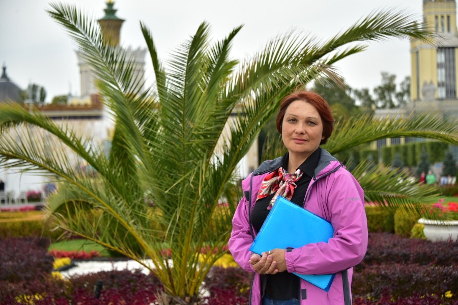 Главный дендролог отдела озеленения и благоу стройства ВДНХ Лолла Самсоненко рассказывает об особенностях ухода за теплолюбивыми растениями в холодный период