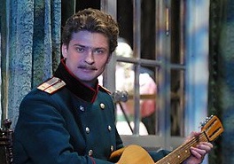 Дмитрий Жулин прославился после исполнения роли в сериале «Александровский сад»