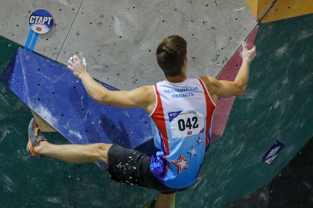 Скалолазы достигают новых высот