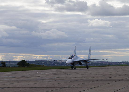 СМИ сообщили, что разбившийся под Тверью Су-30 мог сбить другой самолет