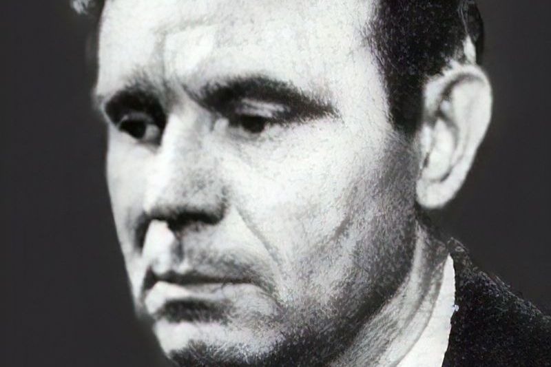 Писатель Константин Воробьев