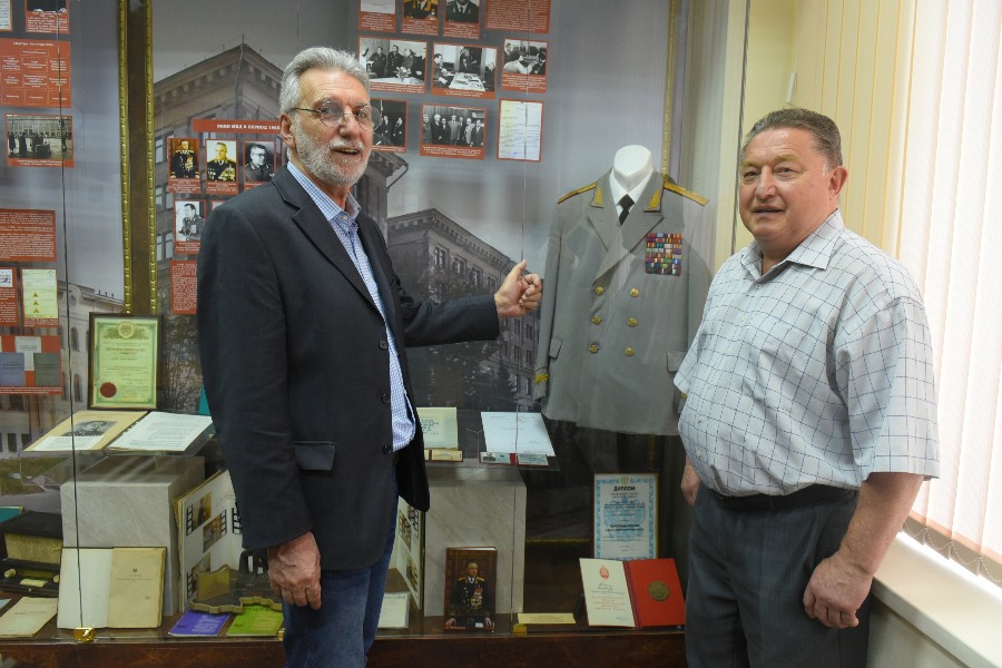 Ашот Алоян (слева) и Николай Еремин