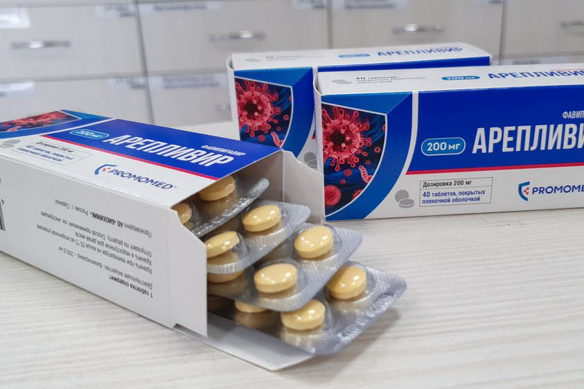 Россия прекратила поставки лекарства от коронавируса за границу