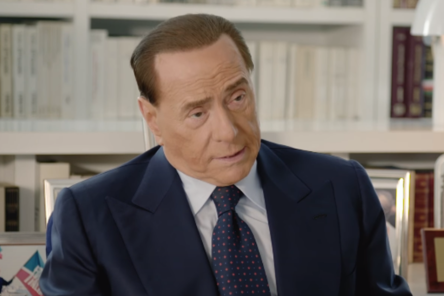 Сильвио Берлускони выписали из больницы