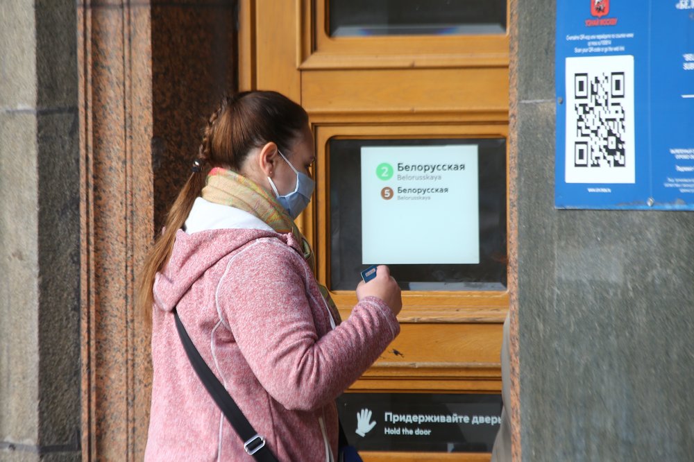 Московские власти пока не намерены вводить ограничения из-за коронавируса