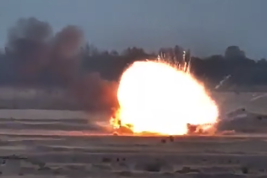 В Ереване сообщили об ударах кассетными ракетами по Степанакерту