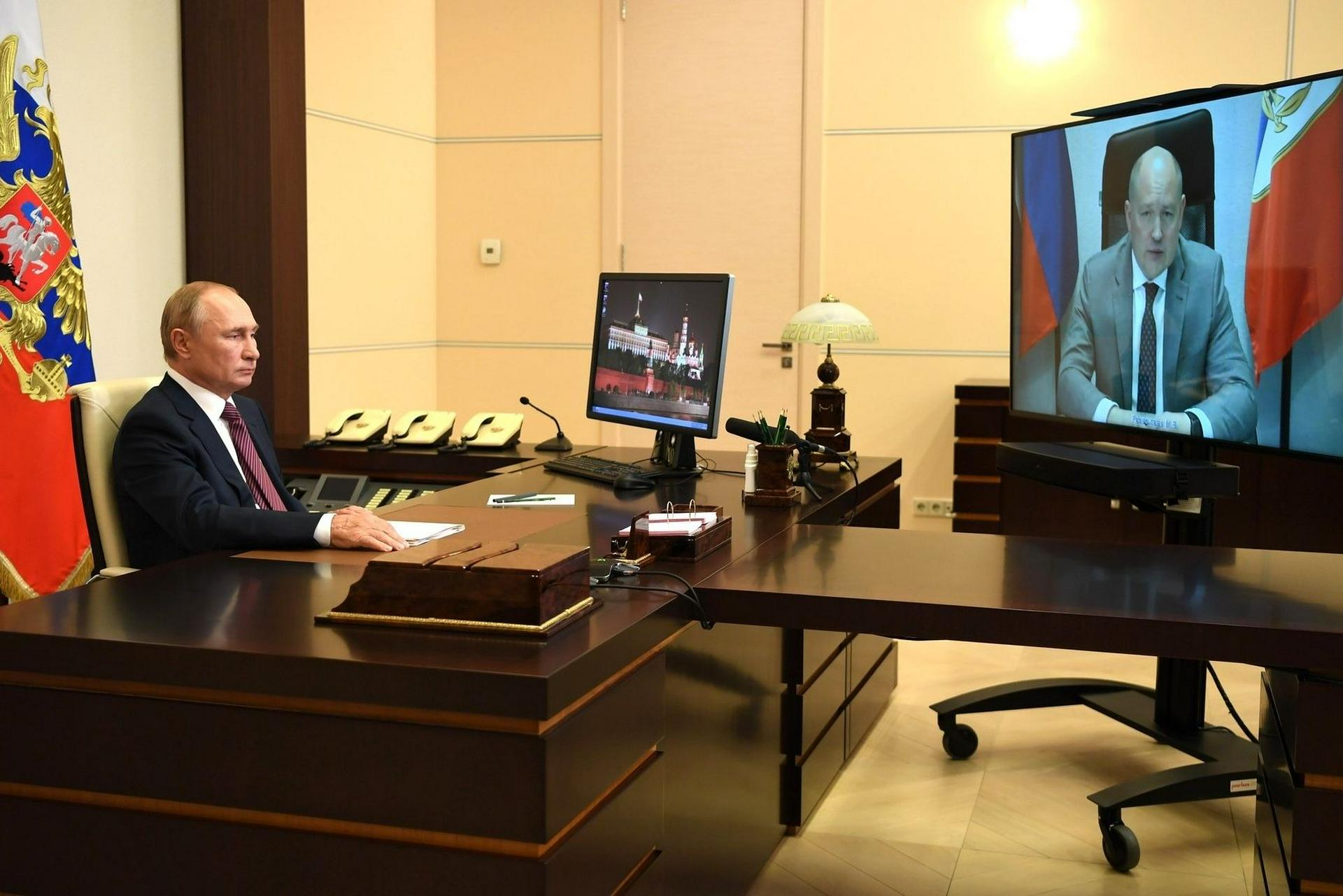 Путин пообещал помочь с восстановлением водоснабжения в Севастополе