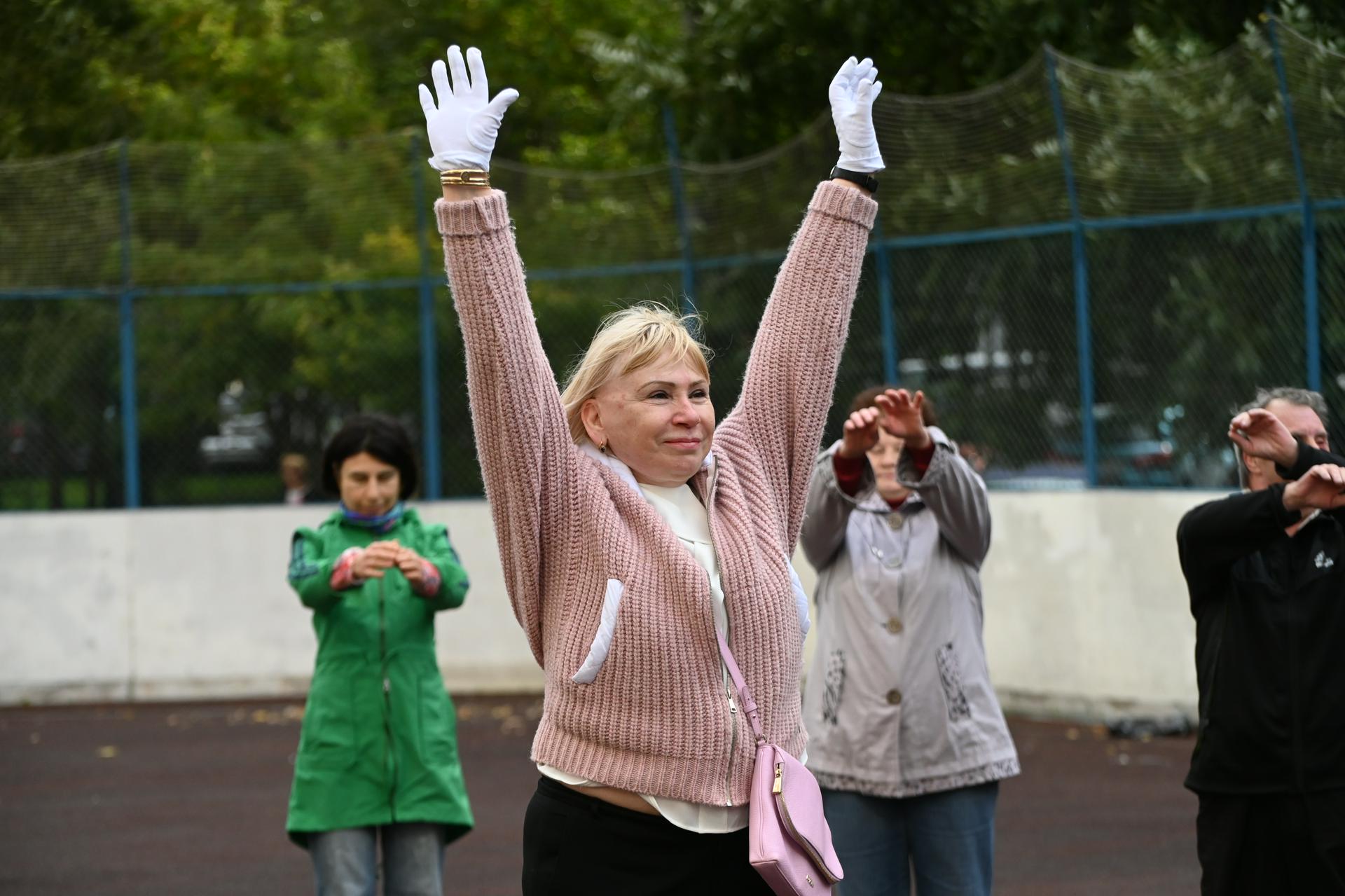 Более 380 тысяч горожан старшего возраста стали участниками «Московского долголетия»