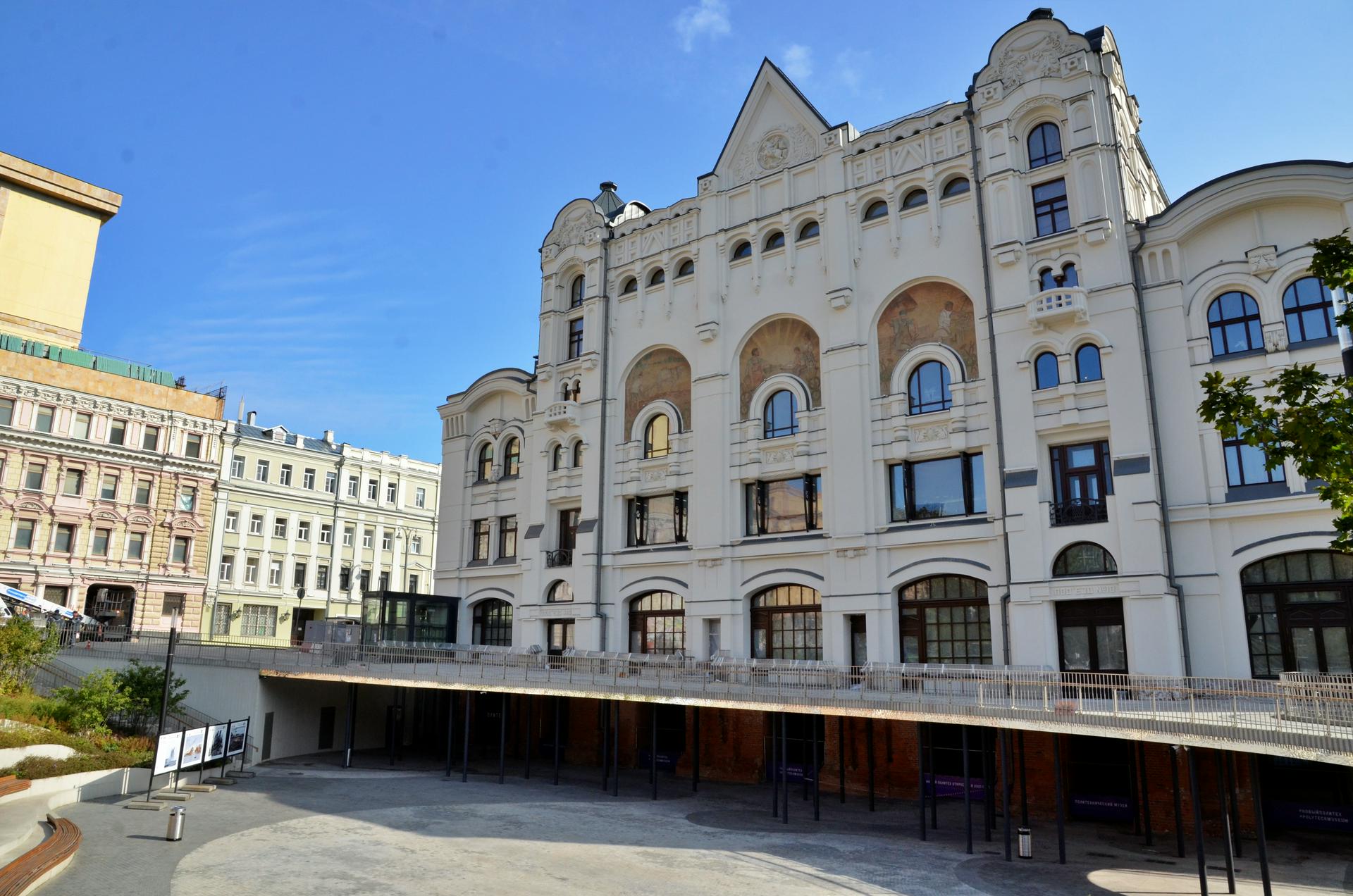 Более 100 объектов будут отреставрированы в Москве в 2021 году