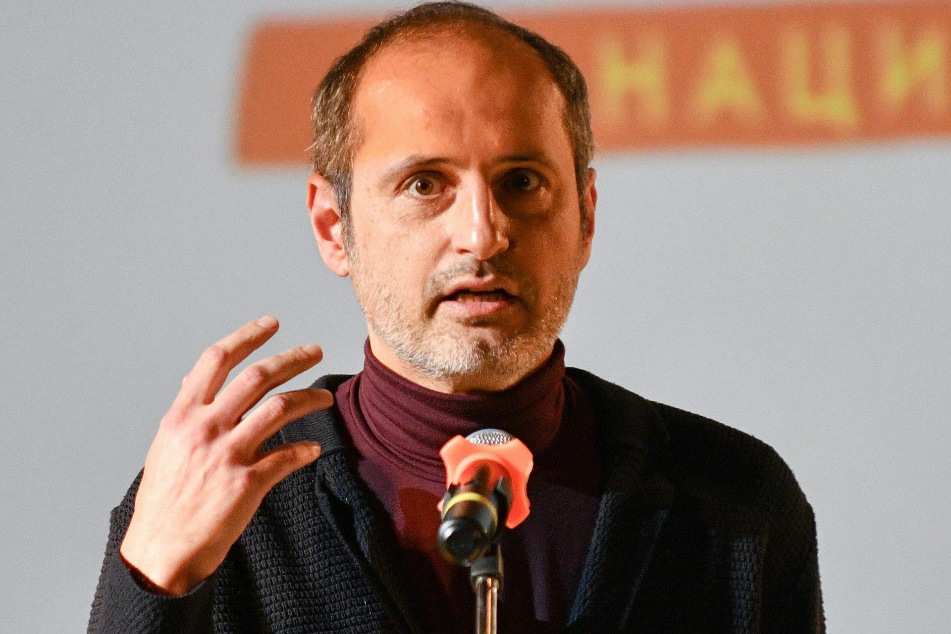 Режиссер Попогребский опроверг информацию о своей госпитализации