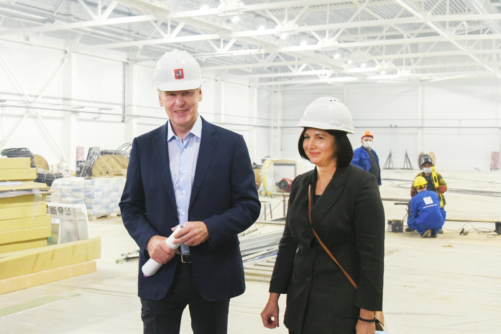 Сергей Собянин осмотрел ход строительства спорткомплекса в Чертанове Центральном