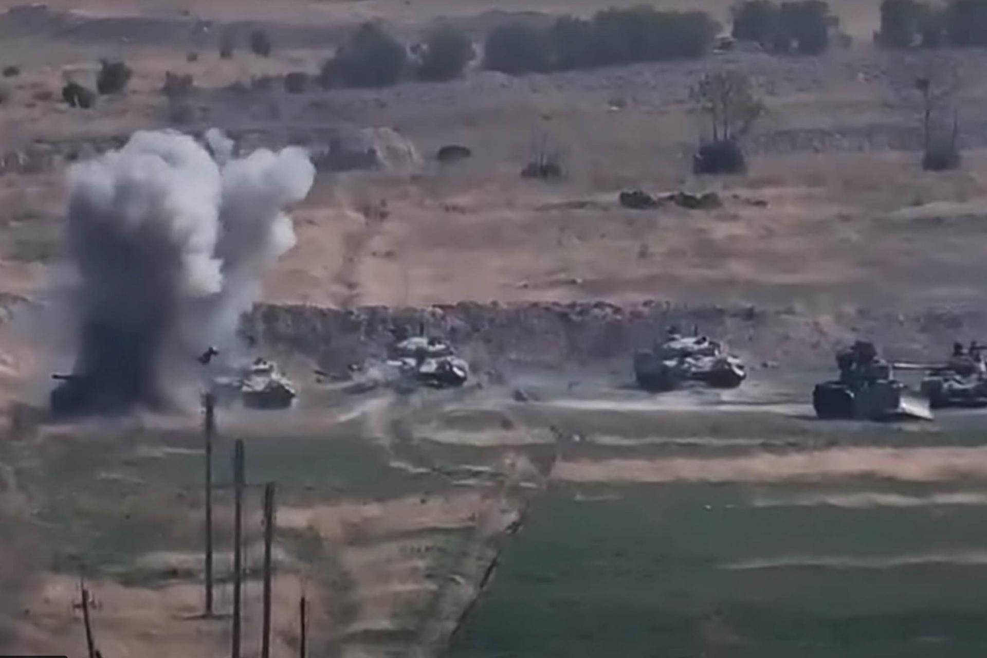 «У этого конфликта нет решения»: политолог не исключил обострения военного противостояния в Карабахе