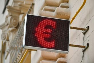 «Рубль выглядит более уязвимым»: как локдаун в Европе повлияет на курс евро