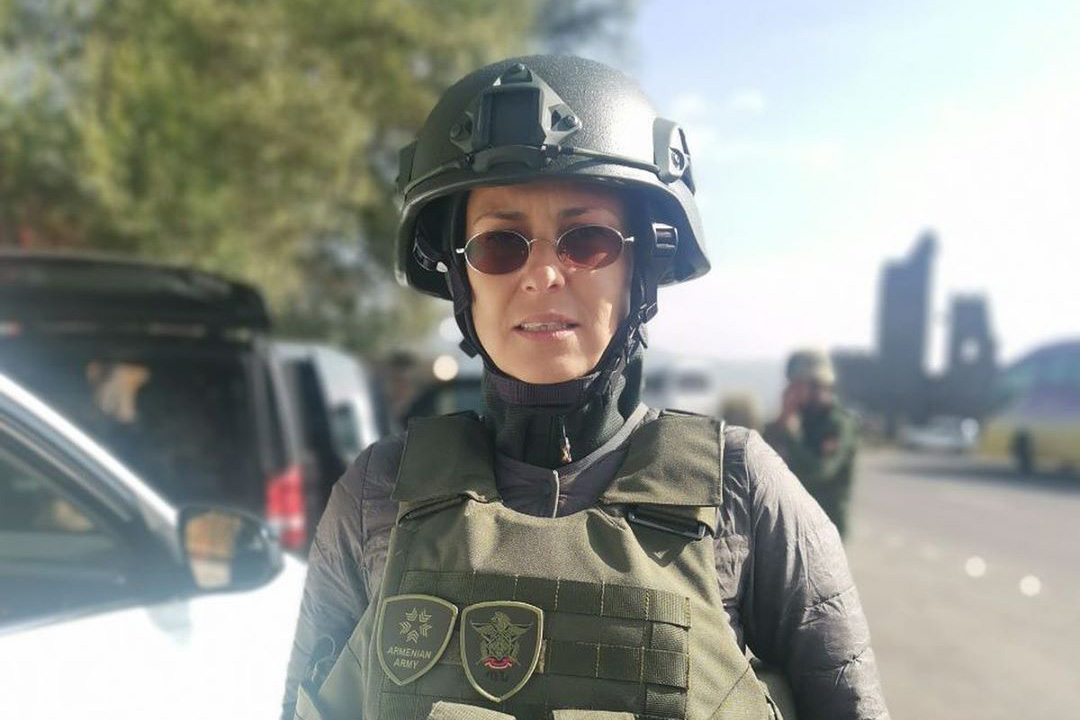 Певица Юлия Чичерина попала под обстрел в Нагорном Карабахе