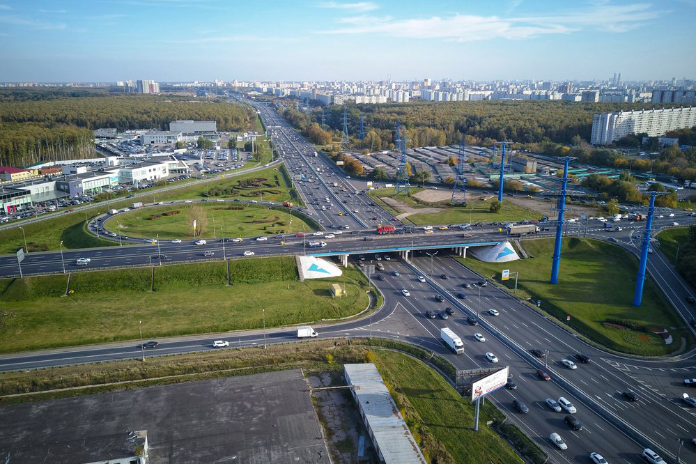Движение транспорта ограничат в четырех округах Москвы