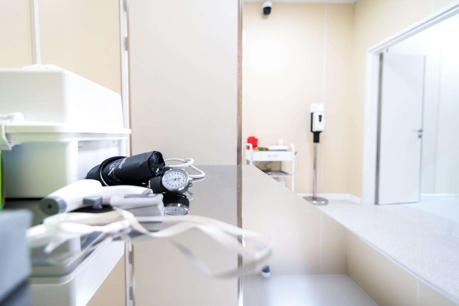 Главный инфекционист России дал инструкцию по лечению коронавируса дома