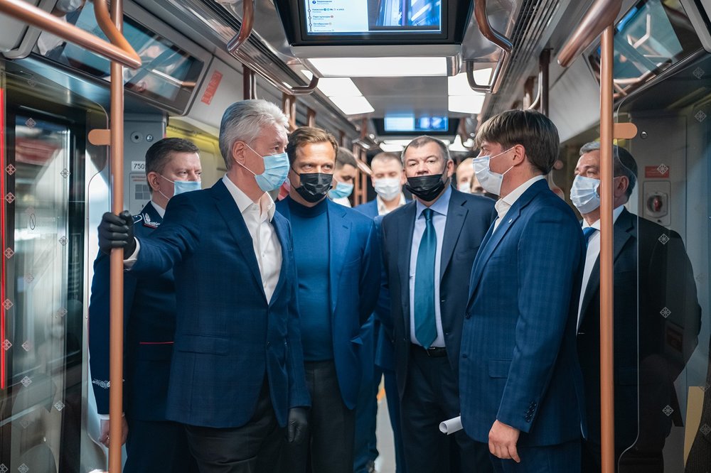 Первый поезд нового поколения «Москва-2020» запустили в столичном метро
