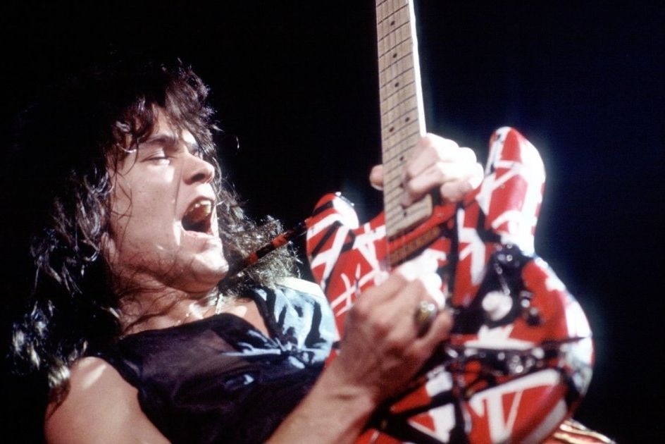 Скончался известный рок-гитарист Эдди Ван Хален