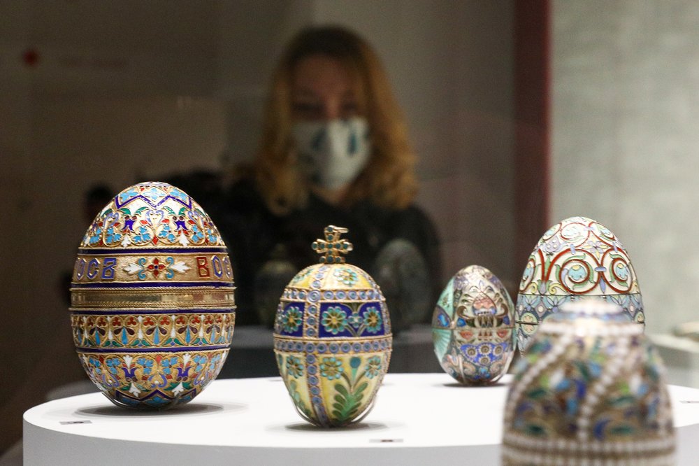 Пасхальное яйцо Фаберже продали на торгах в столице почти за 68 миллионов рублей