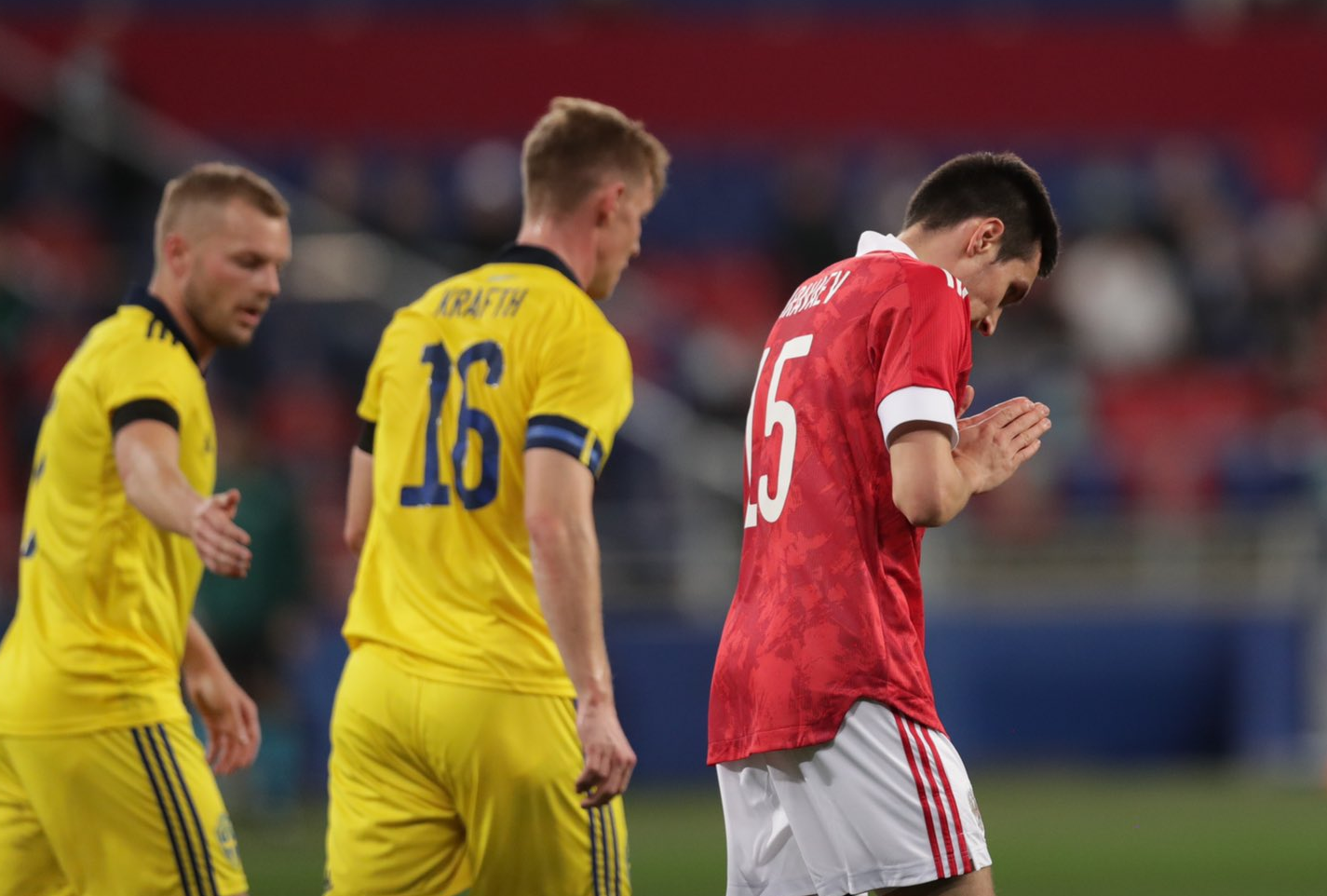 Футболисты сборной России уступили Швеции в товарищеском матче