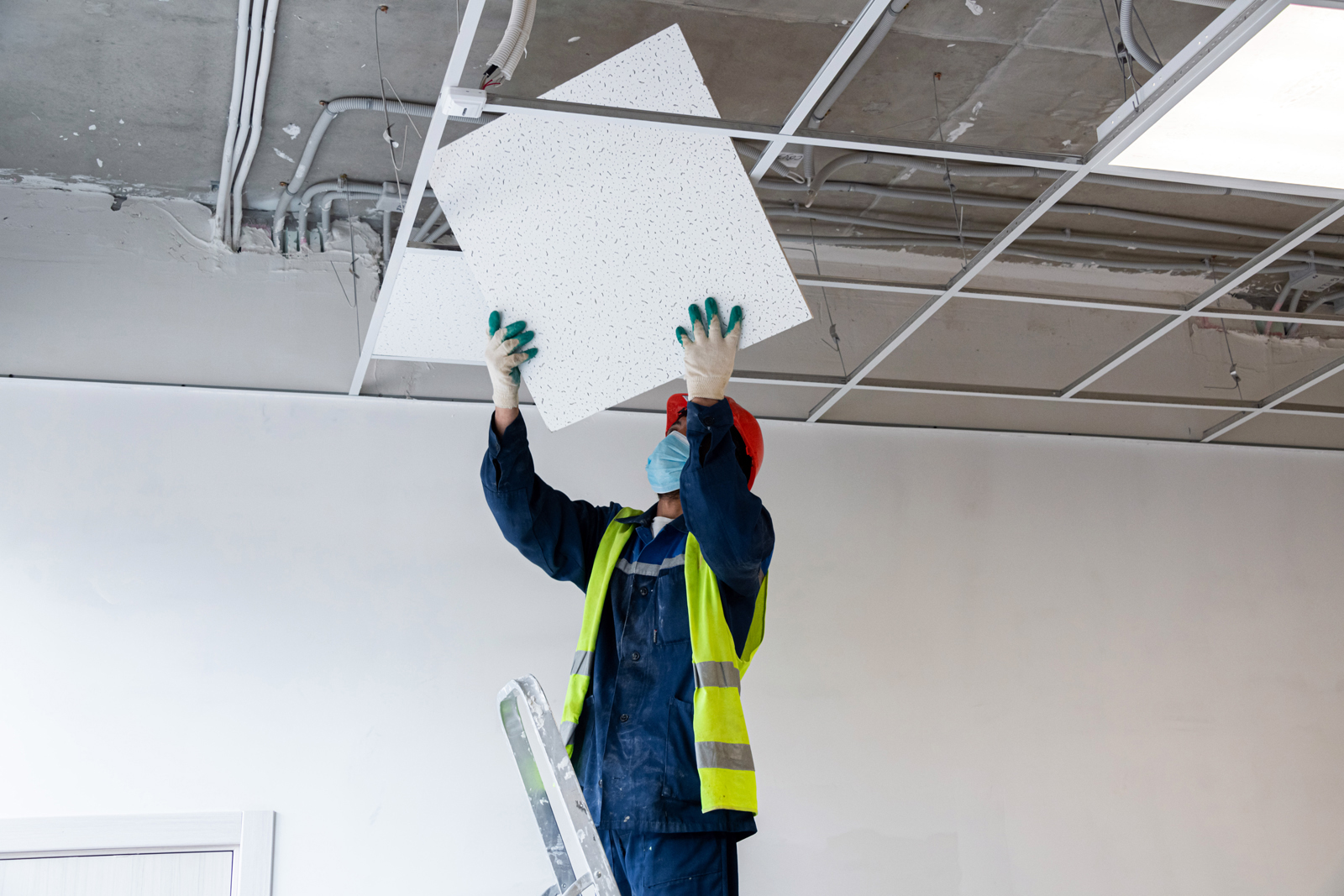 Ремонт Дворца бракосочетания в Савеловском районе выполнили более чем на 70 процентов