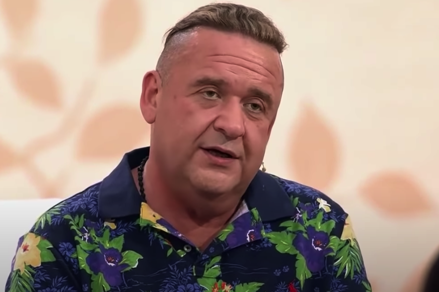 «Молод и прекрасен»: юмористу Александру Морозову удалили лишнюю кожу