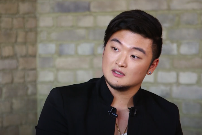 Анатолий Цой предположил, кто прячется за костюмом Змеи в шоу «Маска»