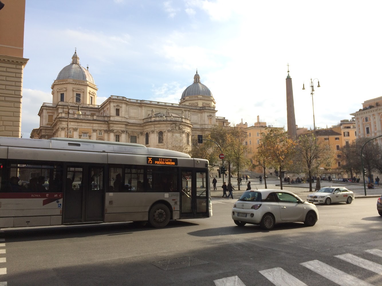 Италия закрыла кинотеатры и спортзалы из-за коронавируса