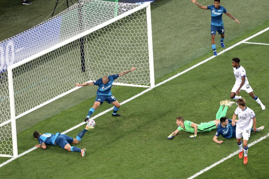 Футболисты «Ювентуса» обыграли «Зенит» в матче группового этапа Лиги чемпионов