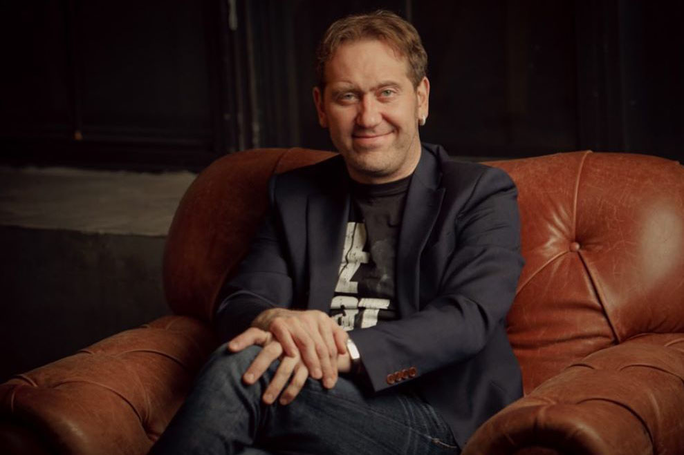 Александр Демидов: Работая в метро, накопил на новые джинсы