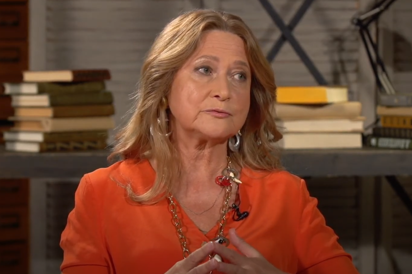 «Разрушите себе жизнь»: астролог Глоба назвала опасности марафонов желаний