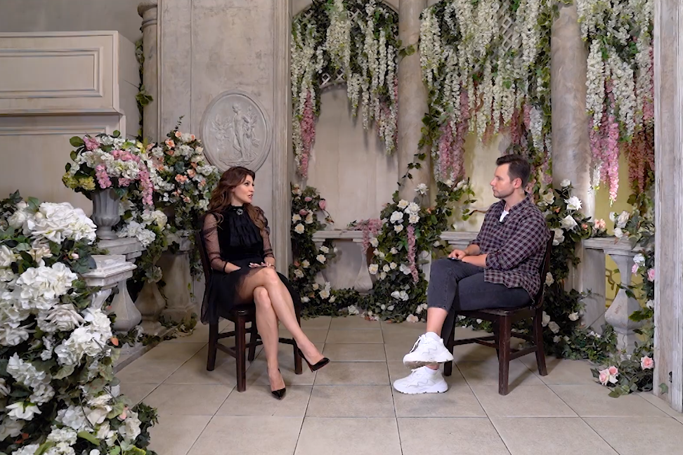 «Старшего сына подкупили»: супруга бойфренда Макеевой рассказала об отношениях в семье