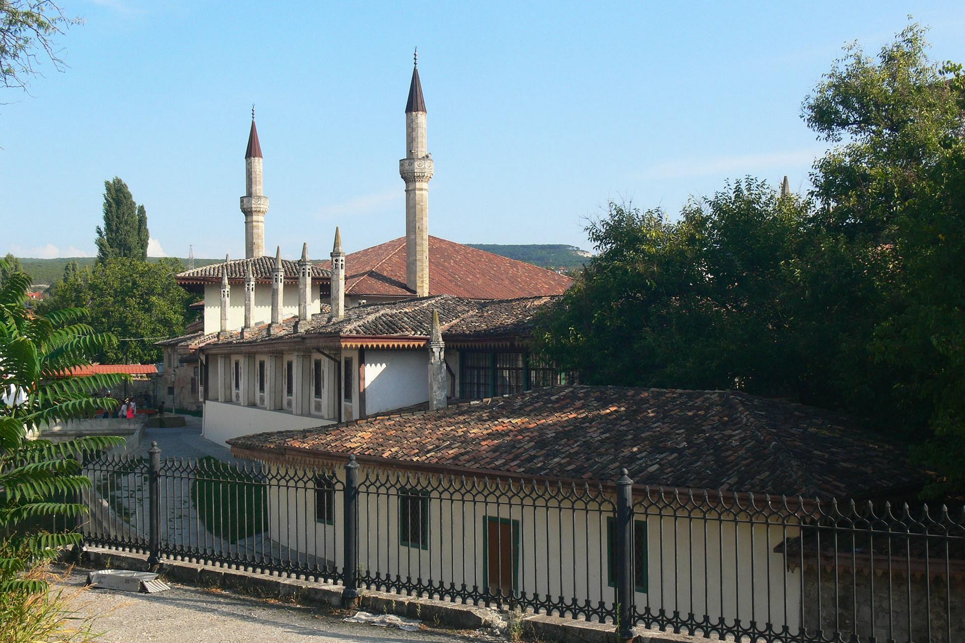 Военный случайно застрелил сослуживца в Крыму