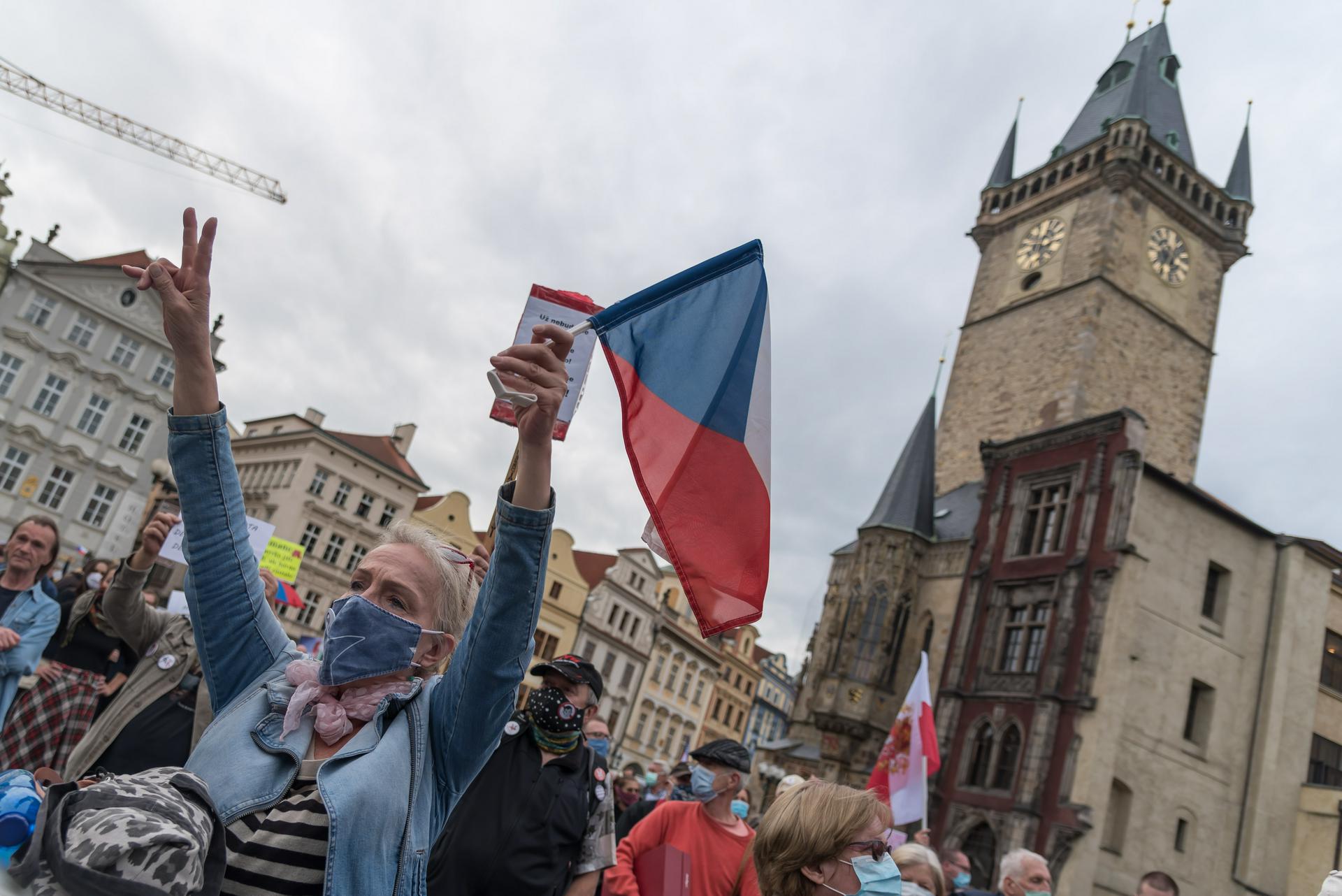 В Чехии зафиксирован антирекорд по числу новых случаев COVID-19