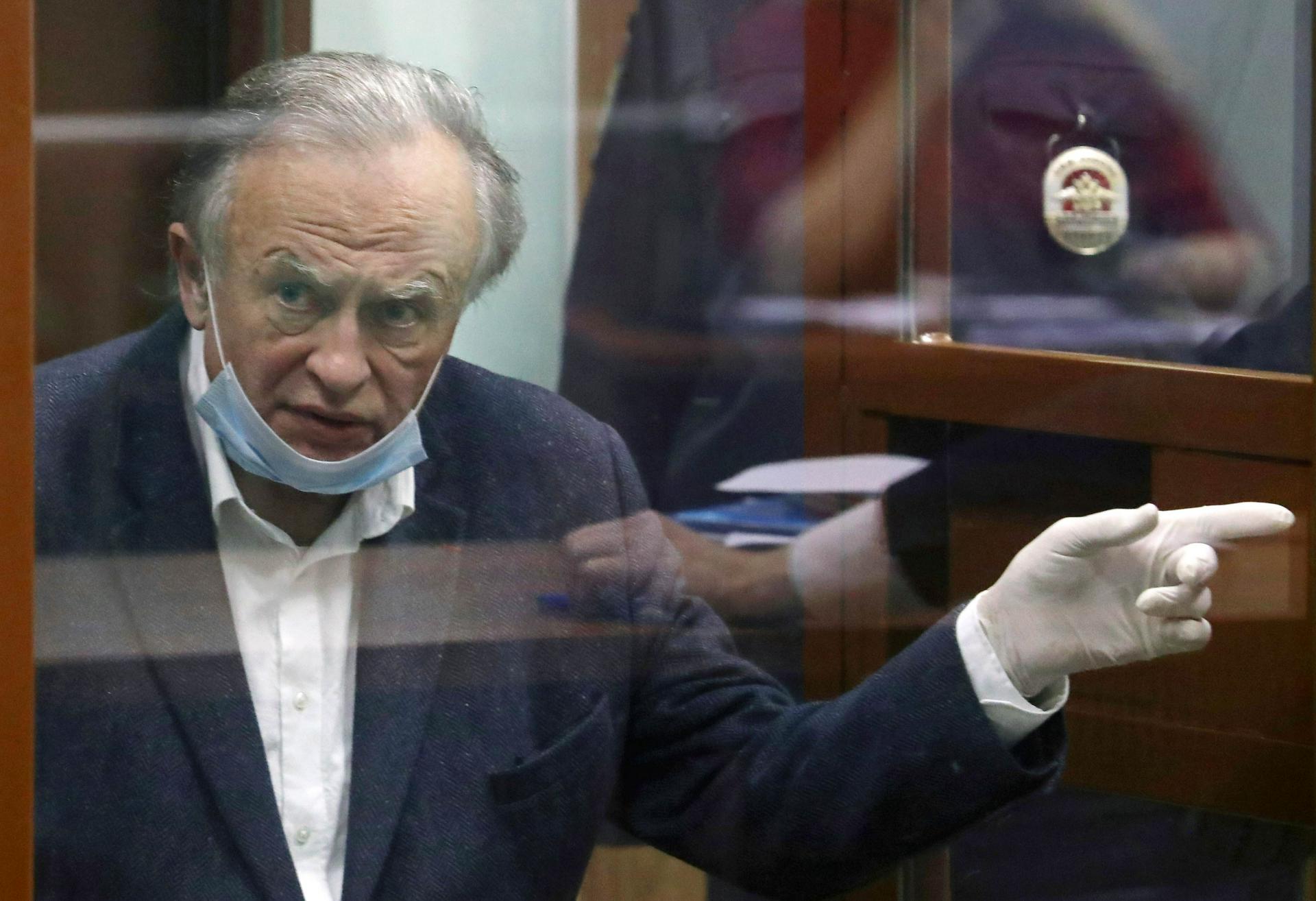 Юрист нашел сходство в делах Ефремова и Соколова