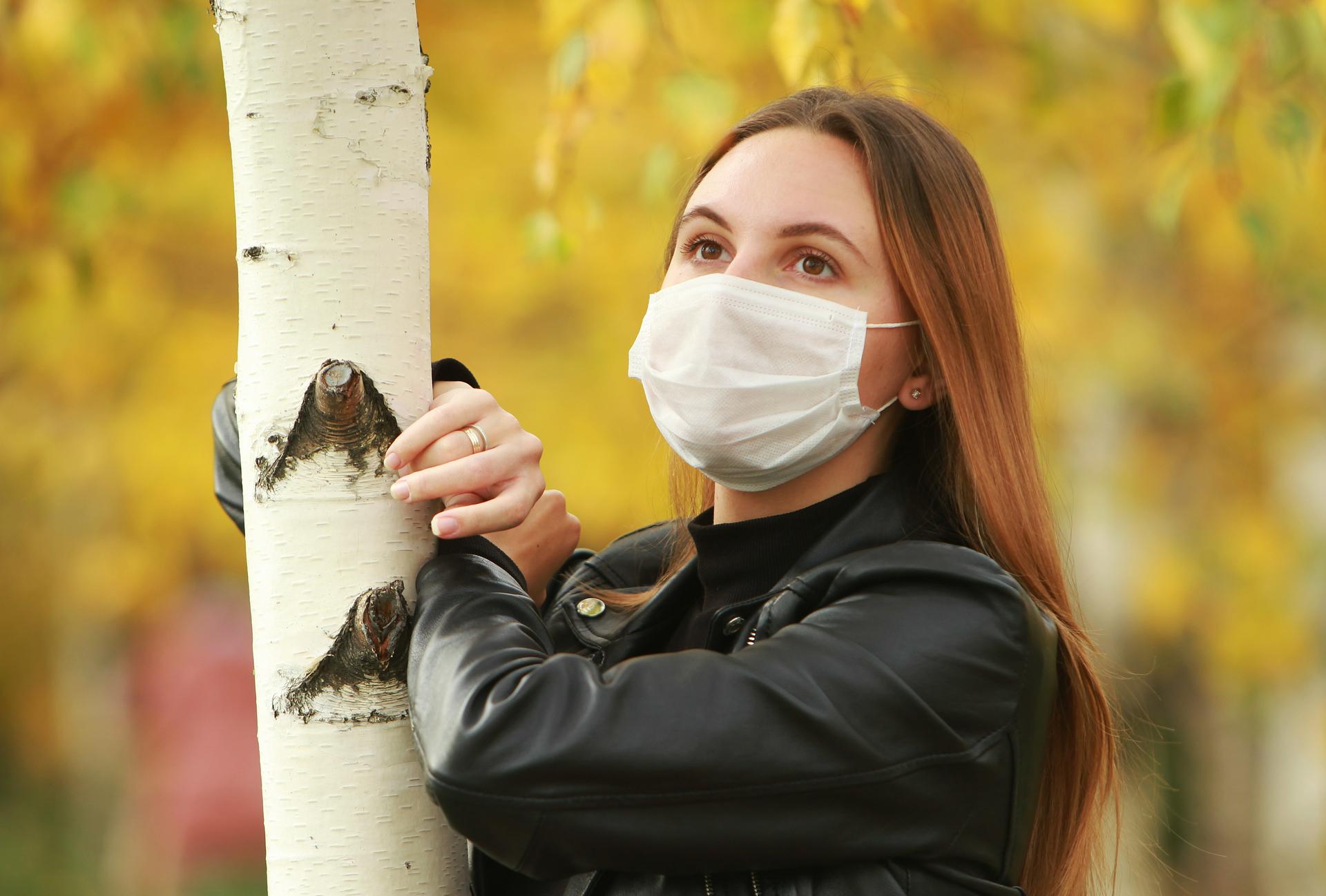 Маску на нос и пошел. Какие меры и средства защиты уберегут от заражения вирусом