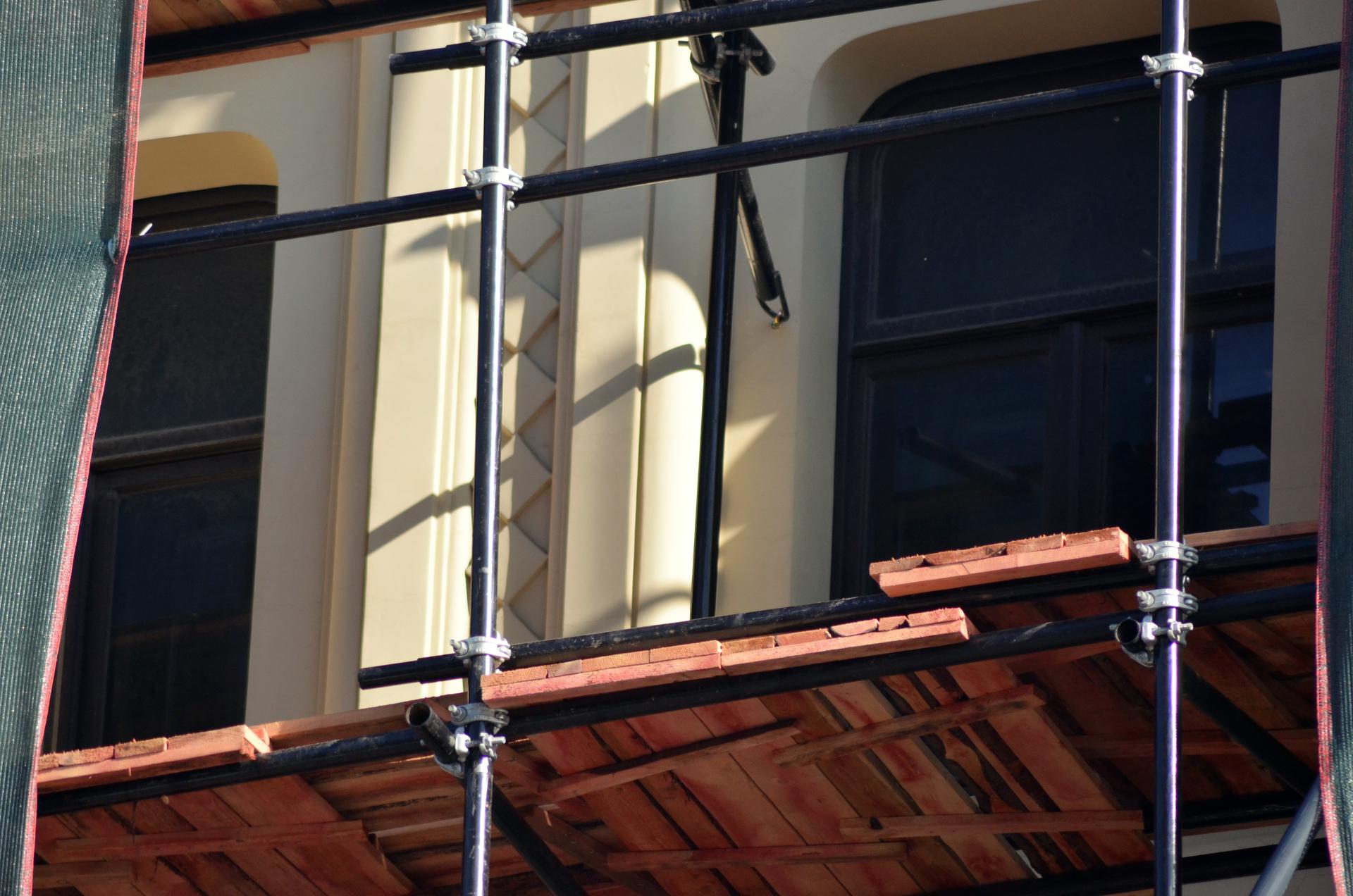 Дом «четыре двери» отремонтируют на Волоколамском шоссе в столице