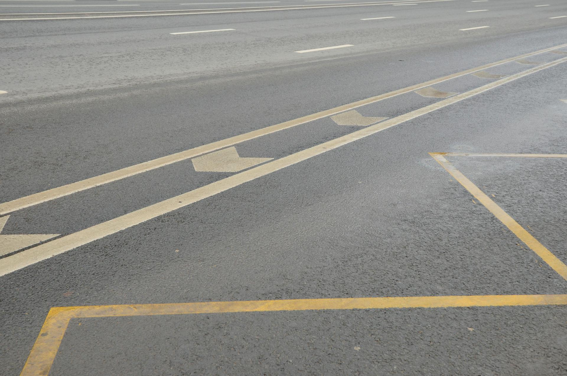 Три новые полосы для городского транспорта появятся в Москве в конце декабря