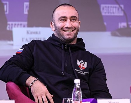 Мурат Гассиев одержал 27-ю победу (20-м нокаутом) при одном поражении