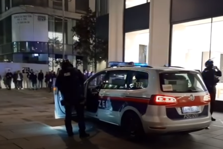 Один человек погиб при стрельбе в Вене