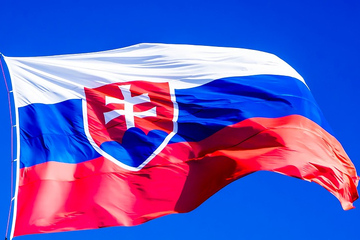 Размещение коммунистических символов на памятниках запретили в Словакии